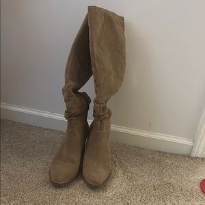 Women's Tan Suede Knee-High Boots